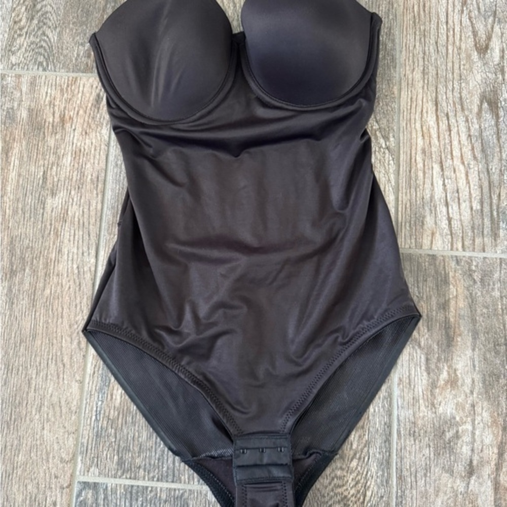 TC Fine Intimates Shape Away Strapless Bodybriefer (Style 4090)